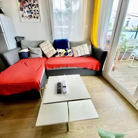 Cosy - Balcon - Parking Gratuit - 10min Centre Cenon